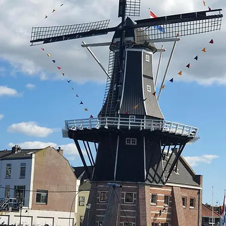 Attic Haarlem